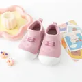Weiche rosa atmungsaktive Mesh-Baby-Lauflernschuhe mit rutschfester weißer Sohle - Rosa