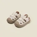 Breathable toddler summer sandals with star cutouts and protective toe cap, white and khaki - Size 16 (Inner Length 12.5cm) / Style 637 / Beige