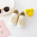 Atmungsaktive Netz-Lauflernschuhe für Kleinkinder in Cremegelb mit weicher Gummisohle - Beige (Artikel A14)