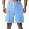 Vista frontal de pantalones cortos informales celestes para hombre con textura de pliegues. - S / Bottoms / Azul claro