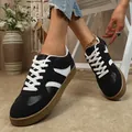 Zapatillas plataforma retro para mujer en blanco y negro estilo German Army Trainer. - 36 / Negro