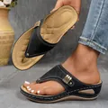 Stylish black hollow-out women's thong sandals with golden buckle and thick wedge sole - 36 / Black