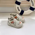 Détail de chaussures de marche pour bébé en maille respirante avec semelle souple. - Taille 22 (Longueur intérieure 14.5cm, Convient pour longueur de pied 13.5-14cm) / Blanc