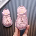 Rosa Kleinkinder Sandalen mit Schleife und weicher rutschfester Sohle für Mädchen - Rosa LED-Licht