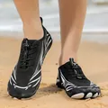 Robuste schwarze Wasserschuhe für Herren mit weißen Mustern für Strand und Schwimmen - 36 / Schwarz Weiß