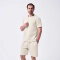 Beiges Herren-Set mit kurzärmeligem Jacquard-T-Shirt und Shorts für den Sommer - S / Oberteil Und Unterteil / Khaki