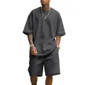 Conjunto de dos piezas para hombre en gris oscuro de rizo pesado con camiseta y short. - Gris oscuro