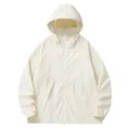 Leichte Unisex-Sonnenschutzjacke mit Kapuze und Maske, UPF 50+ atmungsaktiver Stoff. - Gebrochenes Weiß