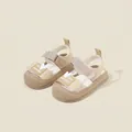 Sandales beiges à bout fermé pour tout-petits avec détail cœur et bride velcro - Longueur Intérieure 12.5cm / Sandales à bout fermé avec cœur jaune (13MBX9152) / Beige