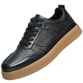 Zapatillas de cuero vacuno negro para hombre con diseño perforado y suela marrón - 38 / Estilo Rejilla Hueca Negra