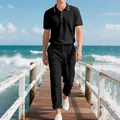 Minimalistisches schwarzes Herren-Poloshirt und Leinenhose mit Kordelzug für den Sommer - Schwarzes Oberteil und Schwarze Hose