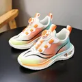 Jungen-Sportschuhe mit buntem Farbverlauf und praktischem Drehverschluss-System - Orange