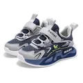 Zapatillas deportivas transpirables de malla para niños en azul y gris con suela - 28 / Azul Oscuro (Malla Única)