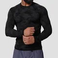 Men's slim fit seamless jacquard long sleeve athletic training shirt in dark camouflage - 2XL / Tops / Camo Black