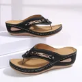 Élégantes sandales compensées noires pour femmes avec chaîne en métal doré et strass brillants - 36 / Noir