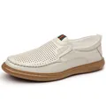 Atmungsaktive weiße Leder-Loafer für Herren mit Lochmuster und buntem Streifenakzent - Off-White Ausgehöhlt