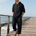 Detalle de conjunto de lino negro para hombre con camisa con capucha y pantalón ancho - Negro