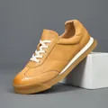Baskets d'entraînement de l'armée allemande en cuir véritable marron pour hommes - 38 / German Army Trainers (6888) / Abricot