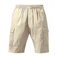 Primo piano di pantaloncini cargo in lino beige con vita elastica e grandi tasche. - Khaki chiaro