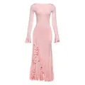 Elegante abito rosa chiaro a maniche lunghe con orlo a balze e scollo a V profondo - Rosa