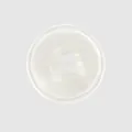 Eleganter weißer Perlmutt-Harzknopf mit 4 Löchern für hochwertige Bekleidungsprojekte - 24L / 15.0mm / Gebrochenes Weiß