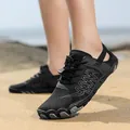 Chaussures aquatiques noires respirantes avec semelle antidérapante pour plage et nage - 35 / Noir