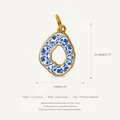 Pendaglio in acciaio inossidabile con motivo in porcellana blu e bianca e placcatura oro - Ciondolo con Motivo a Goccia