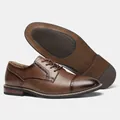 Klassische braune Herren-Derby-Schuhe aus Leder mit Brogue-Detail und rutschfester Sohle. - Dunkelbraun (KD9242)
