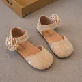 Elegant beige girl's princess sandals featuring embossed floral pattern and pearl flower - Size 23 Inner Length 14.8cm / Off White