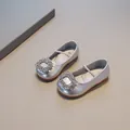 Silberne Leder-Kinderschuhe für Mädchen mit Strassschnalle und weicher Sohle für Herbst. - Größe 22 (Innen 14cm) / Silber