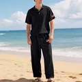 Zwarte linnen heren vrijetijdsset met Amerikaanse vlag patches op een zonnig strand - S / Boven- En Onderstuk / Zwart