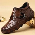 Luxurious brown crocodile pattern men's high-top leather boots for winter warmth - 38 / Brown Fleece Style