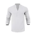 Detailansicht Herren Leinen Henley Shirt weiß mit Stehkragen und langen Ärmeln - Weiß
