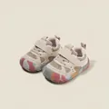 Atmungsaktive Lauflernschuhe für Kleinkinder mit bunter Tarnsohle - Beige