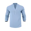 Hellblaues langärmliges Leinen-Henleyshirt für Herren mit Stehkragen und Knopfleiste - Hellblau