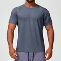 Camiseta deportiva transpirable para hombre con cuello redondo en azul grisáceo - Azul Denim
