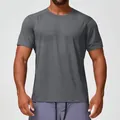Camiseta deportiva gris para hombre de secado rápido con tejido transpirable de alta calidad - Gris Medio