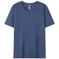 Dettaglio di alta qualità della vista frontale di una classica t-shirt blu da uomo in cotone - Taglia S / Top / Blu nebbia