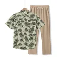 Conjunto de verano para hombre con camisa de cocos y pantalón largo casual beige. - Amarillo claro