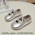 Elegante zilveren Mary Jane prinsessenschoenen voor meisjes met strik en metallic afwerking - 23 / Zilver