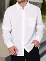 Detailopname van een klassiek wit herenoverhemd met lange mouwen en een borstzak - S / Tops / Wit