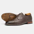 Scarpe classiche marroni da uomo con punta a cappuccio e dettaglio decorativo della suola - 44 (UK 10) / Marrone Scuro (KD9254)