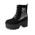 Elegante schwarze Plateau-Stiefeletten mit silberner Rosen- und Pentagramm-Stickerei - 36 / Schwarz