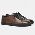 Scarpe casual da uomo marroni vintage con suole in gomma nera e lacci neri - 40 / Marrone Scuro Vintage (KD4256)
