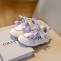 Baskets blanches et violettes élégantes pour filles avec fleurs et rubans décoratifs - Taille 26-31 / Lot de 6 Paires / MD-3 Violet