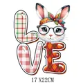 Autocollant de transfert thermique lapin de Pâques LOVE pour vêtements, 17x22cm. - LOVE à Carreaux Avec Lapin (DF027)