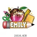Autocollant de transfert DTF personnalisable Fête des enseignants motif fournitures - Pomme Personnalisée Emily (DS1926)