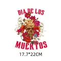 Dia de los Muertos schedel strijkapplicatie met bloemen, 17,7x22cm - Dag van de Doden Schedelkrans (DH0256)