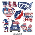 Foglio di adesivi a trasferimento termico patriottici gnomi e bandiere USA, 22x22cm - Dimensioni 22x22cm