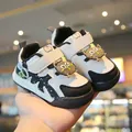 Infant soft-sole walking shoes with cute cartoon sheep decoration for baby toddlers - Size 16-20 (5-Pair Set) / Black